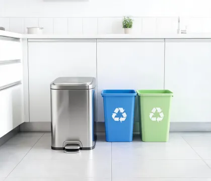 Kitchen trash can